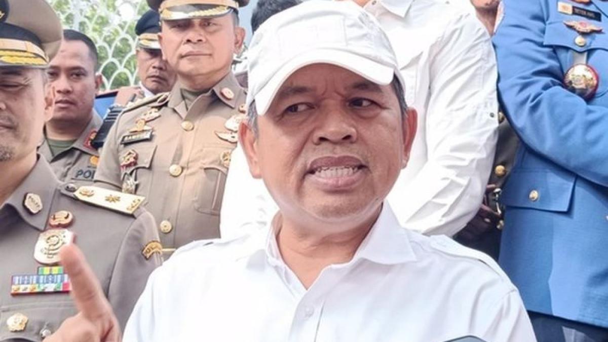 KANG DEDI MULYADI - Bukan cuma perbaiki jalan, ini alasan Dedi Mulyadi genjot infrastruktur, singgung soal pengangguran.