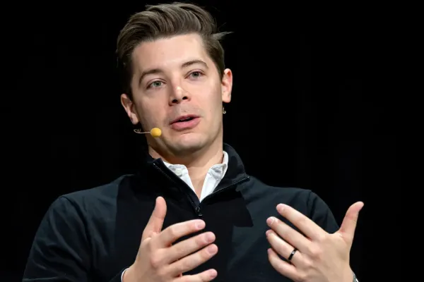 Long-time OpenAI exec Brad Lightcap departs to 'start something new' |  Fortune