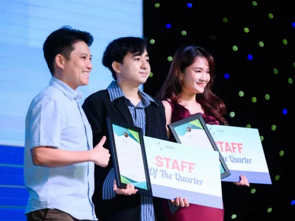 Quarterly peer recognition at Saigon Technology. Photo courtesy of the company