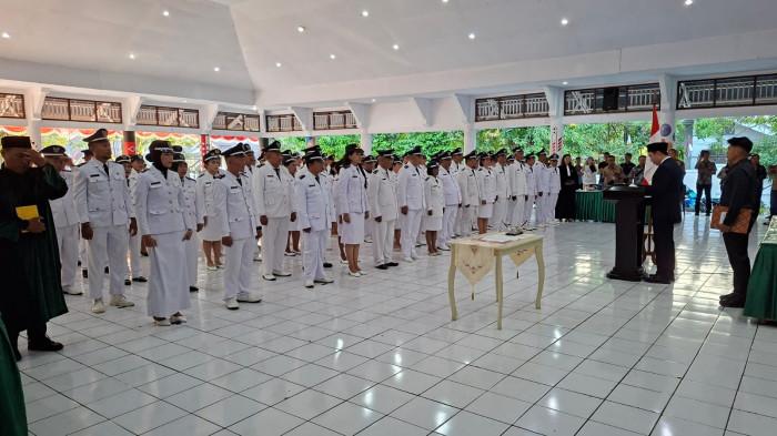 Bupati Thungari melantik dan mengambil sumpah Penjabat Kapitalaung