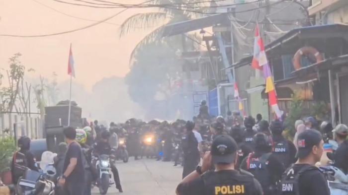 PENGGEREBEKAN NARKOBA - Badan Narkotika Nasional Republik Indonesia (BNN RI)