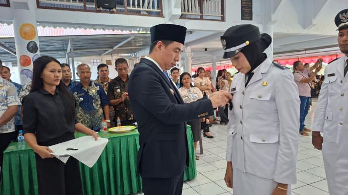 96 Penjabat Kapitalaung resmi dilantik dan diambil sumpahnya oleh Bupati