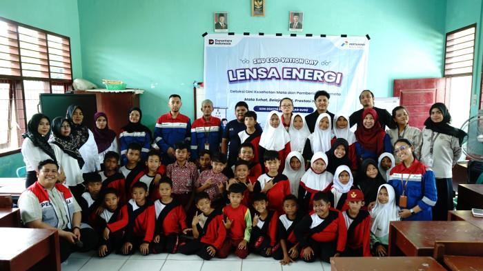 Sebanyak 65 siswa SDN 050775 Pangkalan Susu mengikuti pemeriksaan mata gratis yang digelar Pertamina EP Pangkalansusu.