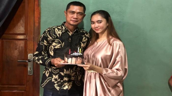 MENINGGAL DUNIA - Intan dan ayahnya menjadi korban meninggal dunia dalam kecelakaan yang terjadi di Kota Prabumulih, Jumat (14/8/2026). Intan sebenarnya dalam perjalanan menuju Kota Palembang untuk menjalani operasi.