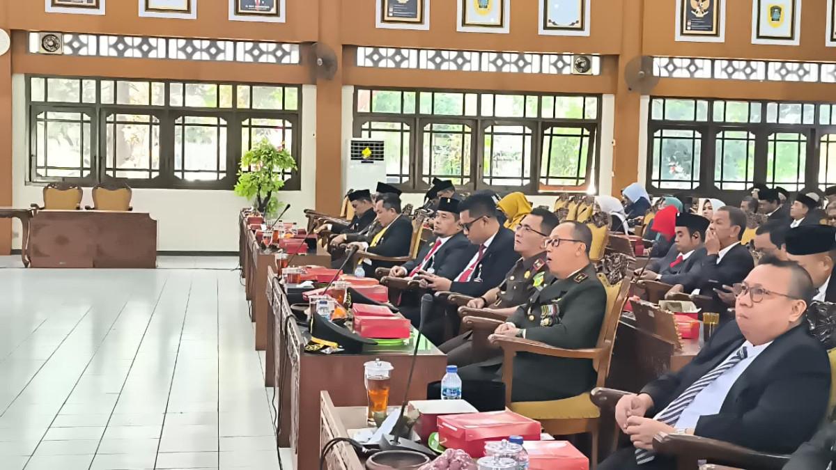 DPRD KLATEN - DPRD Klaten gelar dengar pidato sidang tahunan MPR jelang HUT RI, di Ruang Rapat Paripurna DPRD Klaten, Jumat (14/8/2026).