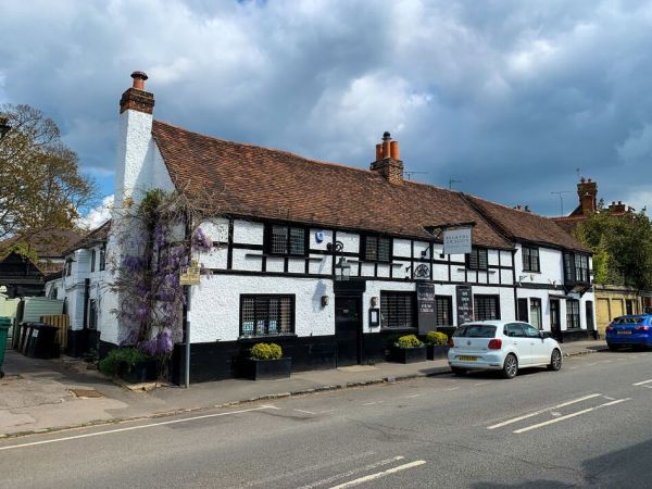 Street view of Cookham, Berkshire. Medieval village in England. Street view of Cookham, Berkshire. Medieval village in England.