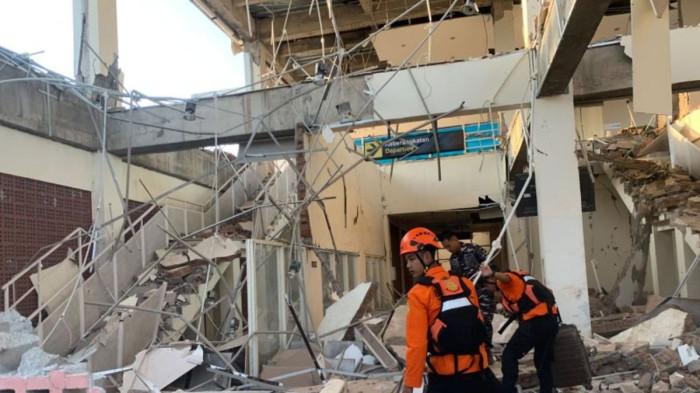 KONDISI PASCA GEMPA -- 346 rumah rusak (157 berat, 41 sedang, 148 ringan) dan 116 fasilitas umum/sosial terdampak.