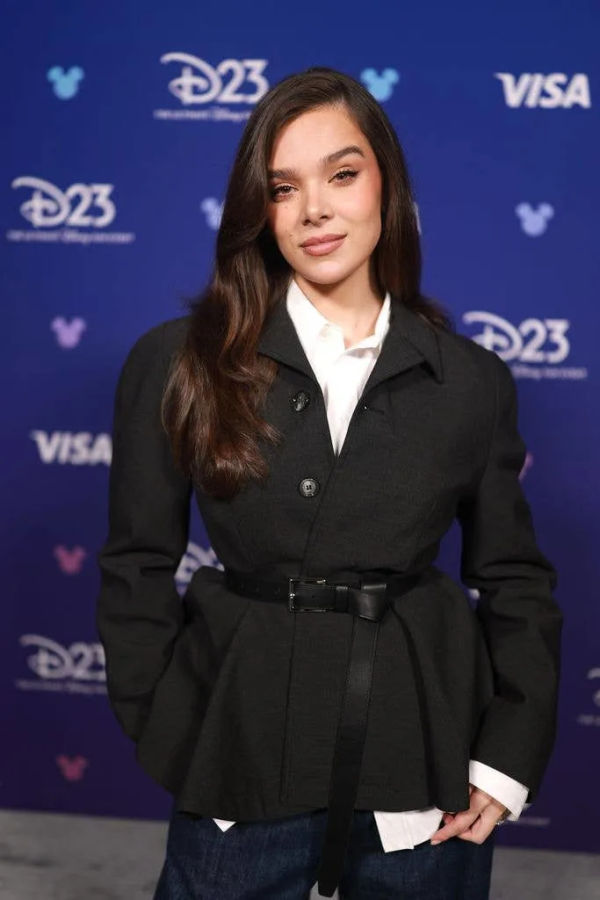 Hailee was at the Disney Entertainment Showcase at D23: The Ultimate Disney Fan Event