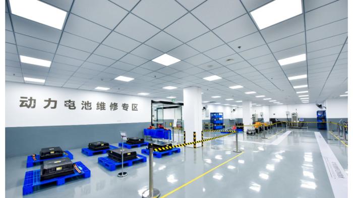 SERVIS BATERAI EV - Produsen baterai kendaraan listrik terbesar di China, CATL, akan menggarap bisnis baru jaringan perbaikan baterai kendaraan listrik (EV) di 100 kota dunia dengan nama Ning Service pada akhir tahun 2026.