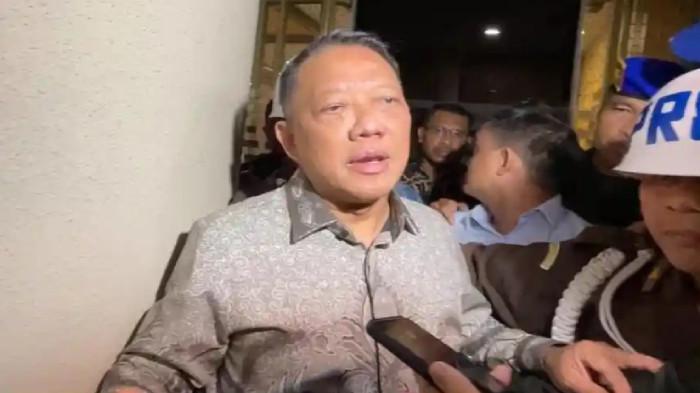 GAJI - Febrie Adriansyah. Nasib gaji Febrie setelah mundur dari Jampidsus kini masih jadi sorotan.