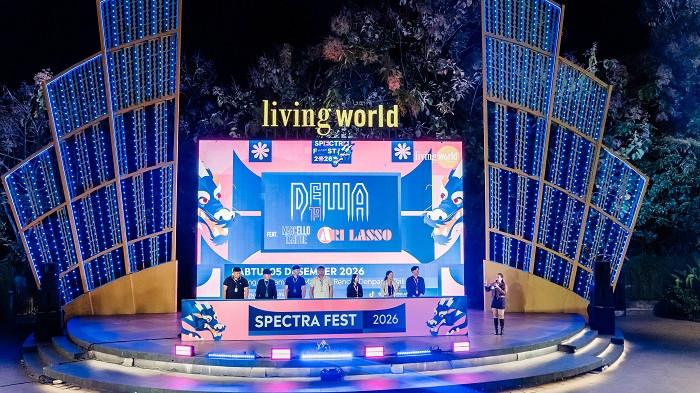PRESKON - Dewa 19 dipastikan menggelar konser di Bali, pada bulan Desember 2026 mendatang. Putri Wedari, Penanggungjawab Spectra Fest 2026, menjelaskan konser Dewa 19 diselenggarakan tanggal 5 Desember 2026 di lapangan utama Niti Mandala renon, mulai jam 3 sore sampai 11 malam. 
