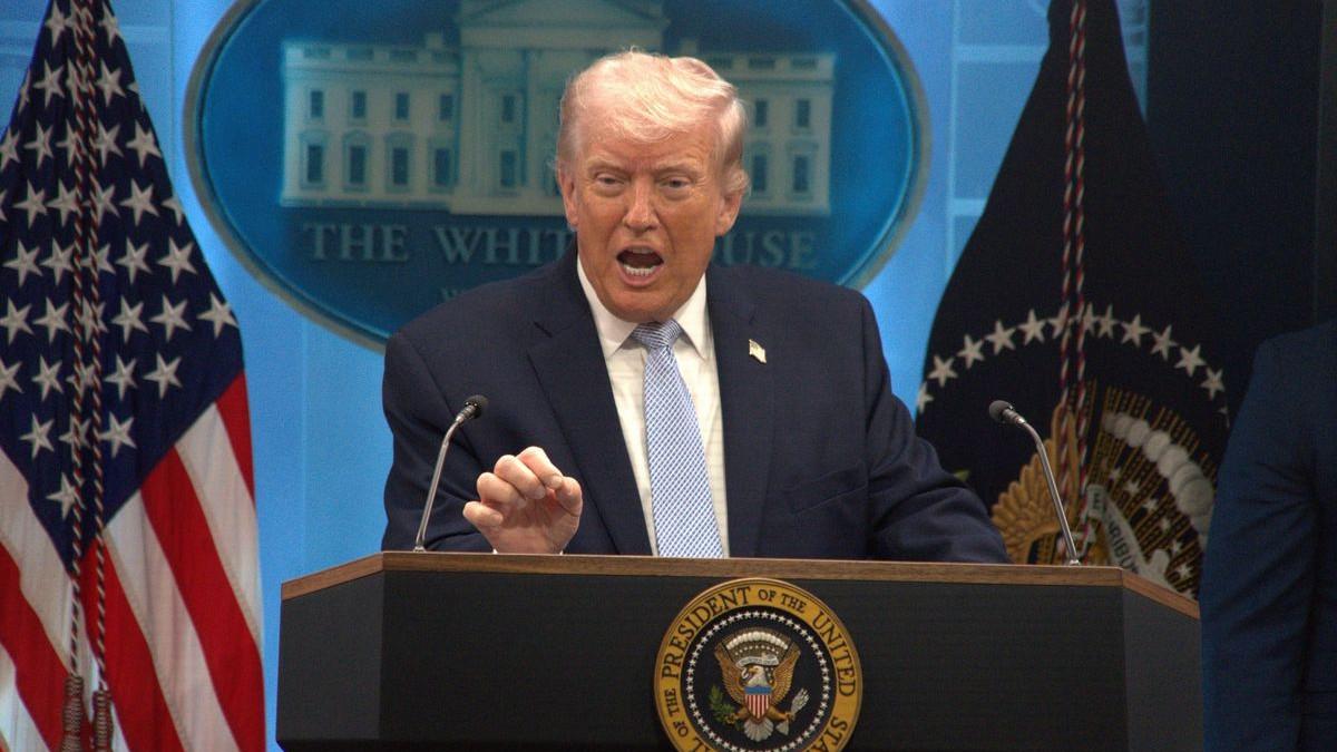 PERANG IRAN AS - Presiden Amerika Serikat Donald Trump dalam konferensi pers di Gedung Putih, Washington DC, 6 April 2026.