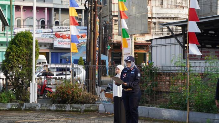 UPACARA - Balai Penegakan Hukum Lingkungan Hidup (Gakkum LH) Wilayah Sumatera menggelar Upacara HUT Ke-81 RI, Senin (17/8/2026). Bertindak selaku Inspektur Upacara Kepala Balai Gakkum Wilayah Sumatera Rachma Venita.