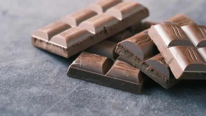 Cokelat Batangan/Photo by Towfiqu barbhuiya on Unsplash