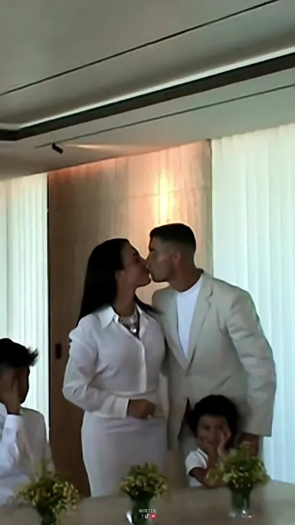 Behind the scenes of Ronaldo's wedding