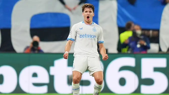Christos Tzolis merayakan golnya di laga Atalanta vs Club Brugge di matchday 2 league phase Liga Champions 2025/2026 di Gewiss Stadium, Selasa (30/09/2025). (Spada/LaPresse via AP)