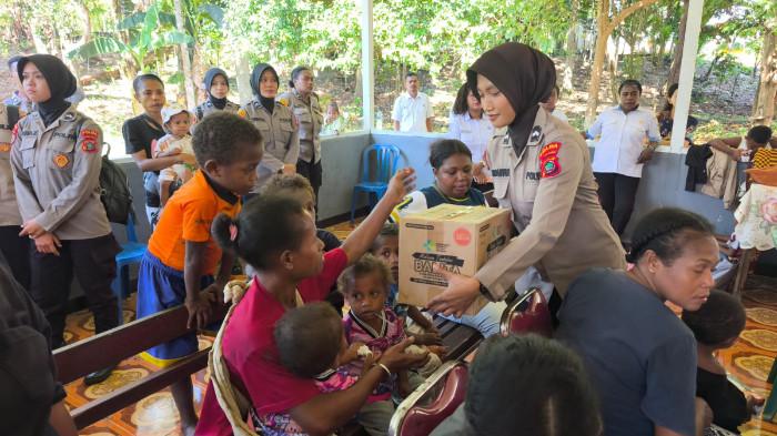 Kegiatan Polwan Peduli Stunting di Posyandu Maria