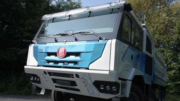 Tatra Force e-Drive 8x8 BEV
