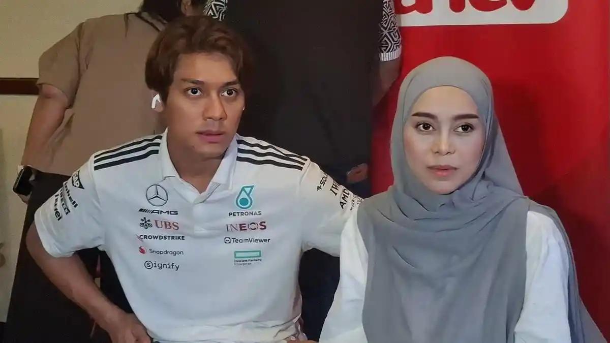 AKTIF TERUS - Lesti Kejora cerita kondisi fisiknya di kehamilan anak ketiga kali ini yang diakui makin aktif. Rizky Billar dan Lesti Kejora di kawasan Cibubur Jakarta Timur, Selasa (9/12/2025).