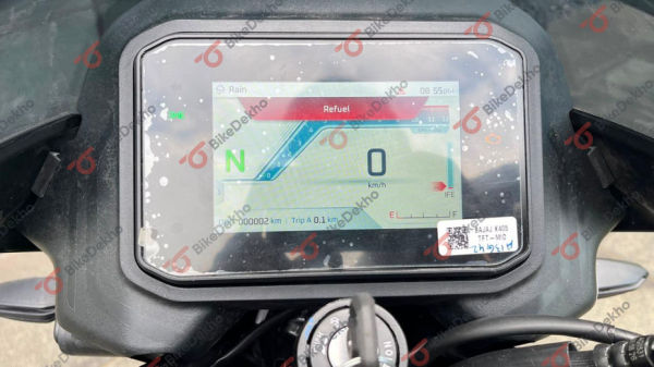 New Bajaj Pulsar 125 TFT Console