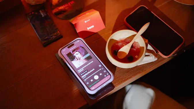Sebuah pengalaman makan dirancang untuk menikmati musik dengan cara yang berbeda (Spotify)