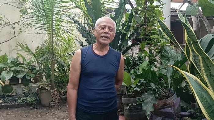DUGAAN OBAT TERLARANG - Ketua RT 03/RW 03, Suwartono saat memberikan keterangan di Cipayung, Jakarta Timur, Sabtu (22/8/2026). TRIBUNJAKARTA.COM/BIMA PUTRA