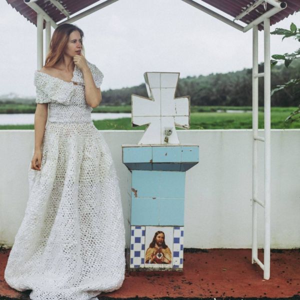 Kalki Koechlin’s Handwoven Polythene Dress Makes Plastic Fashion Look Extraordinary 1