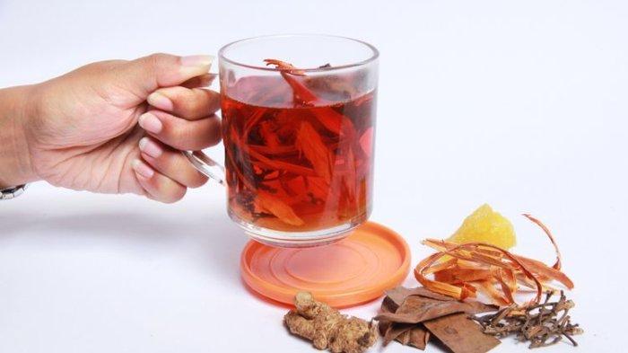 Wedang yang sekilas mirip dengan sampah ini ternyata mampu menjadi obat herbal bagi penyakit jantung