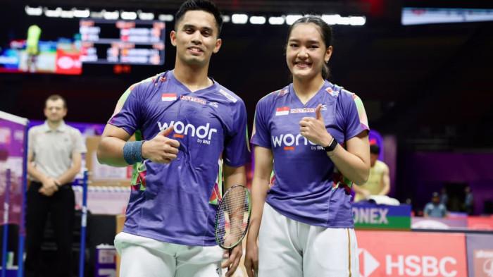 TAMPIL GEMILANG - Pebulutangkis ganda campuran Indonesia, Amri Syahnawi/Nita Violina Marwah, melangkah ke babak 16 besar Kejuaraan Dunia BWF 2026 usai mengalahkan wakil Turki, Emre Sonmez/Yasemen Bektas, dua gim langsung 21-14, 21-10 di Indira Gandhi Indoor Stadium, New Delhi, India, Rabu (19/8/2026). dok: PBSI