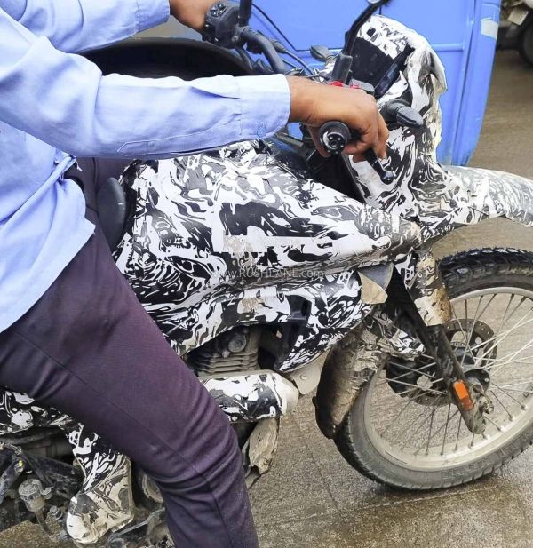 Bajaj ADV Bike Spied