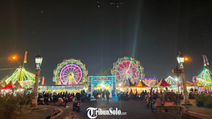 SEKATEN - Suasana sekaten di Alun-Alun Kidul Surakarta Jalan Kedung Lumbu, Kec. Ps. Kliwon, Kota Surakarta, Jawa Tengah. Foto diambil pada Minggu 2 Agustus 2026