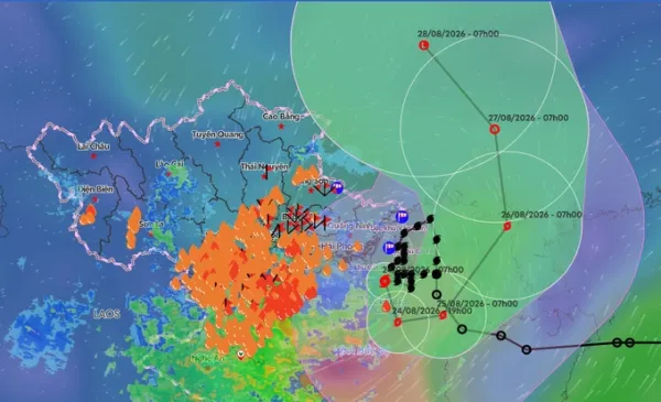 The predicted trajectory of Storm Narra over the Gulf of Tonkin. Graphics by Vietnam Disaster Monitoring System