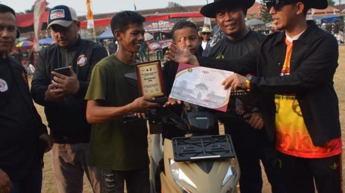 seniketangkasandudombabababa