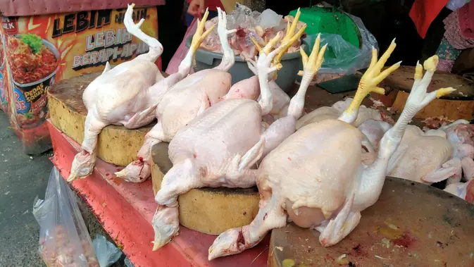 Pasar Kebayoran Lama pada pantauan harga pangan, Senin pagi (24/8/2026). (Liputan6.com/Cahya Alena Fauza).