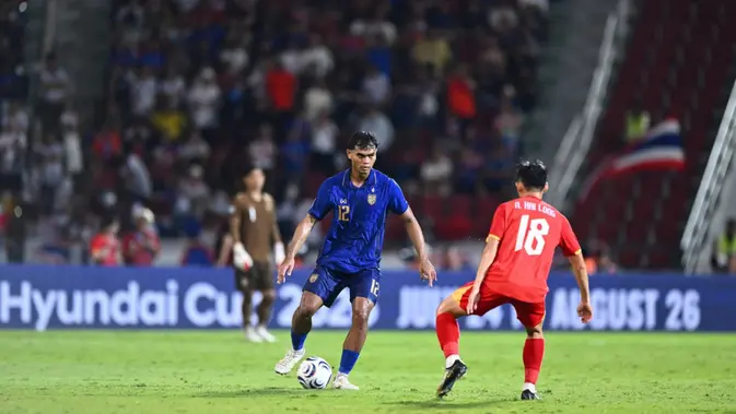 Pertandingan leg pertama final Piala AFF 2026, Timnas Thailand versus Vietnam, di Stadion Rajamangala, Bangkok, Sabtu (22-8-2026). Vietnam menang 2-0. (Dok. aseanutdfc.com)