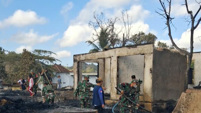 KEBAKARAN DESA ADAT SADE - Menteri Pariwisata RI Widiyanti Putri Wardhana telah menginstruksikan Politeknik Pariwisata (Poltekpar) Lombok untuk turun dan terlibat langsung dalam penanganan pasca kebakaran di Desa Adat Sade, Lombok, Minggu (23/8/2026).