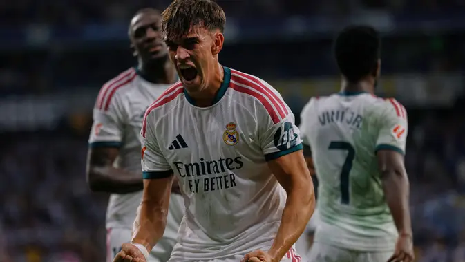 Carlos Espi merayakan golnya pada laga Real Madrid lawan Espanyol pada pekan ke-2 La Liga 2026/2027 di RCDE Stadium - AP Photo/Joan Monfort