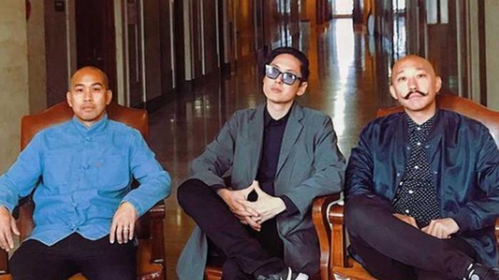 FAR EAST MOVEMENT - Grup musik internasional asal Los Angeles, Far East Movement, akan menjadi guest star dalam gelaran Persija Team, Jersey, dan Sponsor Launch 2026/2027 yang akan berlangsung di Jakarta International Stadium (JIS), pada 29 Agustus 2026.