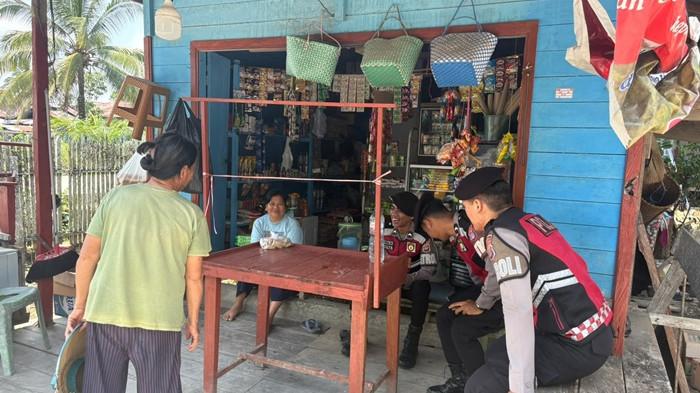 Regu A Patroli R4 Ditsamapta Polda Kaltara saat patroli dialogis di Tanjung Selor