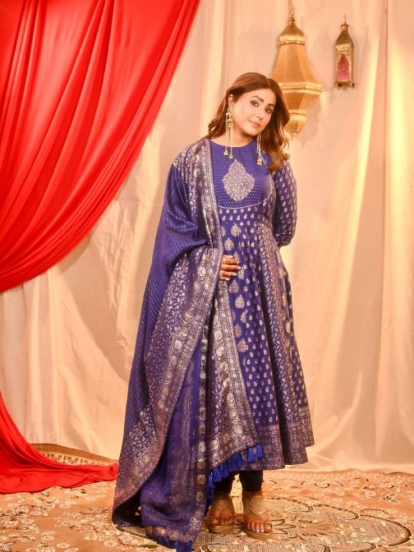 Eid 2026: Hina Khan, Reem Shaikh, Dipika Kakar and Hiba Nawab Serve Gorgeous Ethnic Suit Inspiration 1