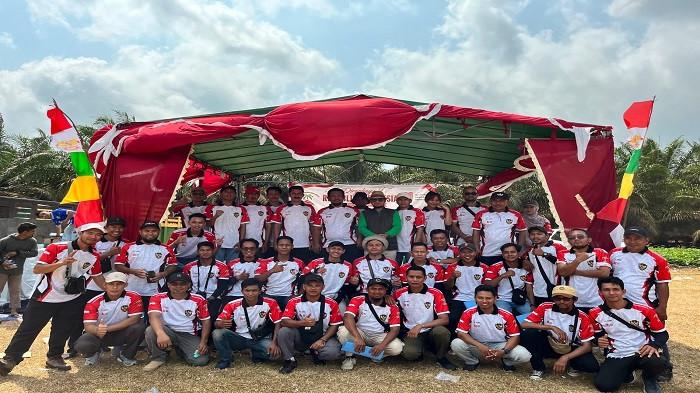SEMARAK HUT RI — Berbagai kegiatan perlombaan semaruk HUT ke-81 RI yang diselenggarakan oleh PT GSBL Estate, Mentok, Bangka Barat beberapa hari lalu.