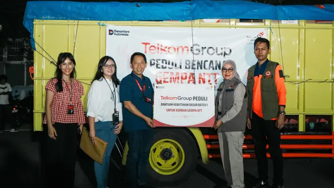TelkomGroup bersama BNPB dan BPBD menyiapkan dan menyalurkan bantuan logistik bagi masyarakat terdampak gempa bumi di Nusa Tenggara Timur (NTT).