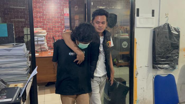 KASUS ABORSI - Polres Polman, Sulbar, mengamankan pemuda berinisial AF (23), kekasih perempuan berinisial NF (28) yang ditemukan meninggal dunia setelah diduga menjalani aborsi di sebuah rumah di kawasan BTN, Kecamatan Matakali, Rabu (26/8/2026).
