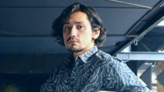 Revaldo Fifaldi kembali tersandung kasus narkoba setelah ditangkap polisi di sebuah apartemen di Tangerang Selatan pada Senin, 24 Agustus 2026.