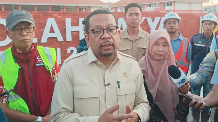 SURVEI PRESIDEN - Kepala Badan Komunikasi Pemerintah Republik Indonesia (Bakom RI) Muhammad Qodari ketika dikonfirmasi di Surabaya, Selasa (28/7/2026). Pihaknya menanggapi hasil survei terbaru Saiful Mujani Research and Consulting (SMRC) tentang tingkap kepuasan terhadap Presiden Prabowo Subianto.