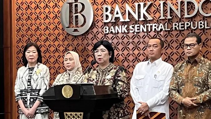 Dewat Gubernur BI menetapkan Destry Damayanti sebagai Pjs Gubernur melalui rapat dewan gubernur.