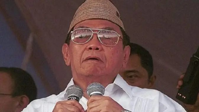 KH Abdurrahman Wahid atau Gus Dur memimpin PBNU pada 1984-1999. Ia merupakan cucu KH Hasyim Asy'ari dan berasal dari keluarga besar NU. (Istimewa)
