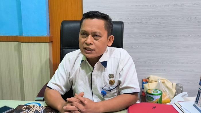 GURU DILAPORKAN - Kepala Bidang Pembinaan SD Dinas Pendidikan dan Kebudayaan Kota Medan, Mujiono, mengatakan bahwa orang tua dan siswa mendatangi kantor Dinas Pendidikan untuk melaporkan guru dan kepala sekolah. Rabu (26/8/2026).