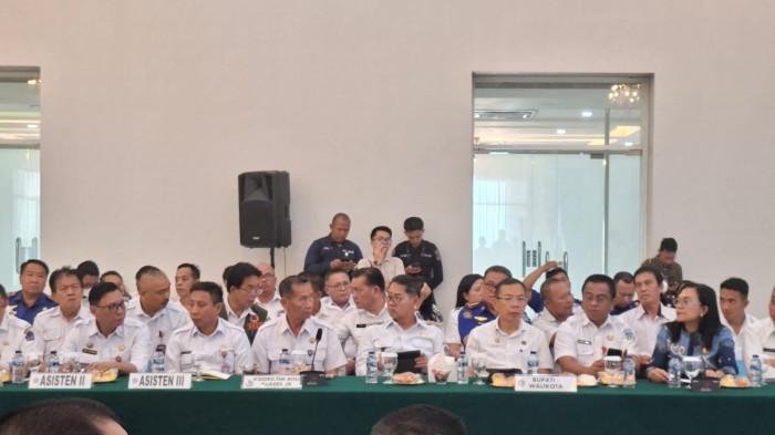 RAKOR - Pemkab Bolsel mengikuti Rapat Koordinasi (Rakor) penanganan bencana Karhutla Provinsi Sulawesi Utara yang dipimpin Gubernur Yulius Selvanus, Rabu 26 Agustus 2026 di Manado.