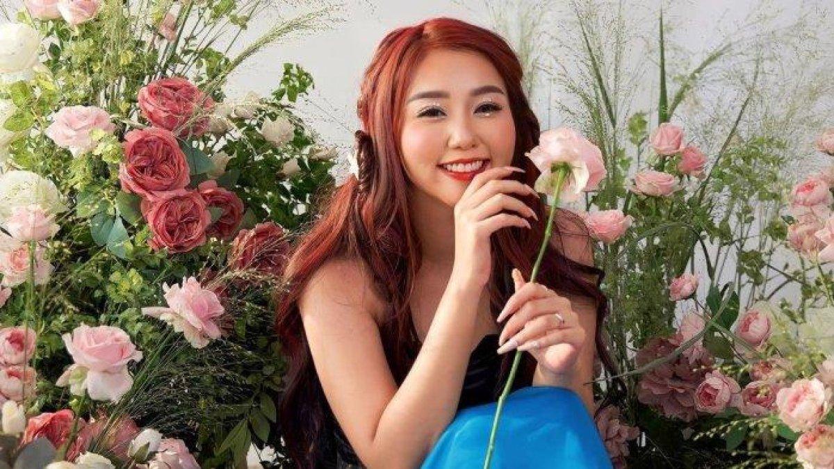 Sosok Vilmei, seleb TikTok yang aktif membangun kariernya melalui berbagai platform media sosial.